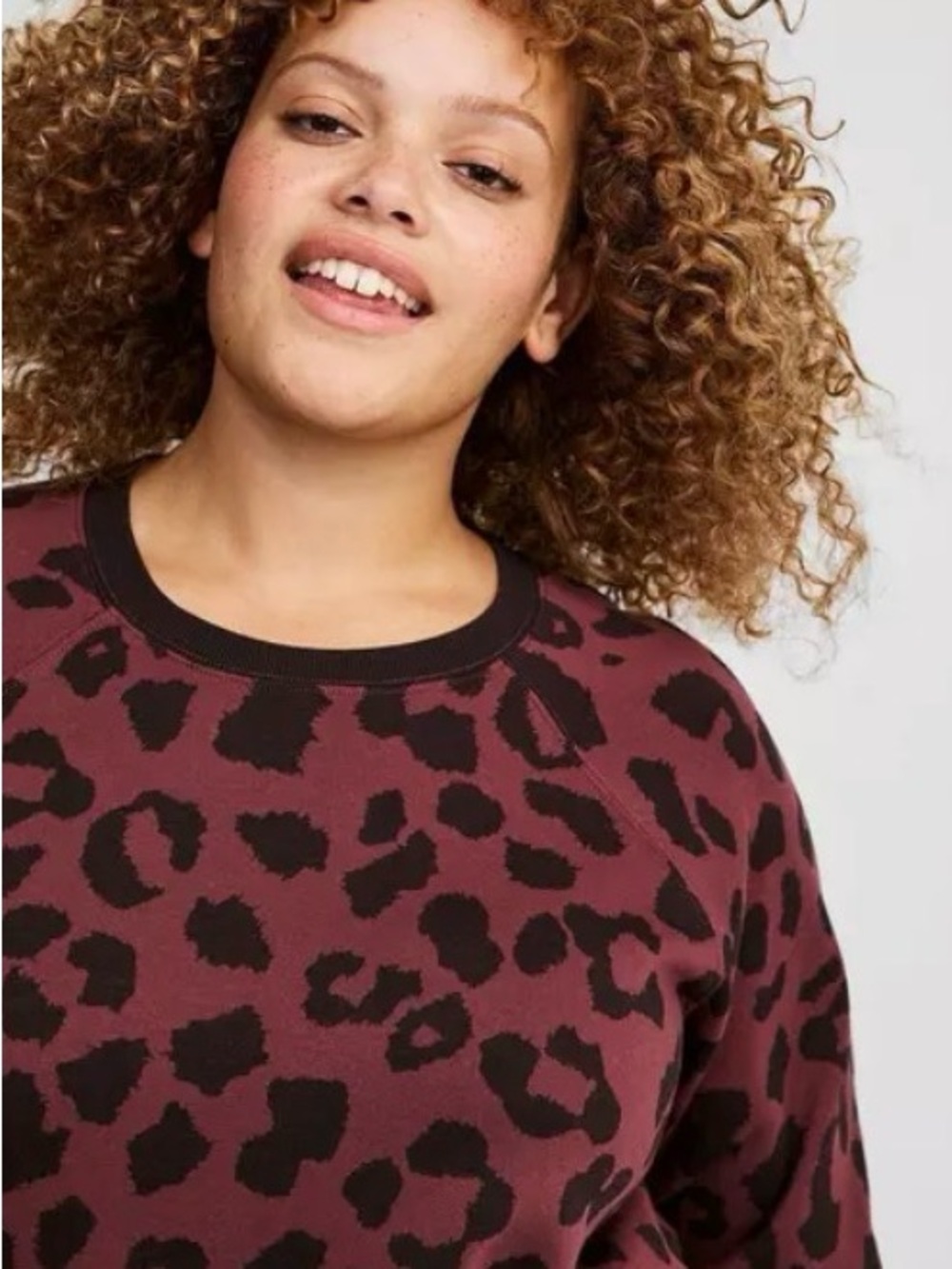NWT Torrid Cozy Fleece Raglan Sweatshirt - Sassafras - Picture 3 of 6